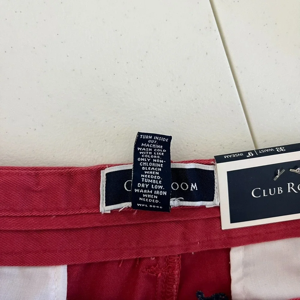 Club Room Chino Shorts Men's 32 Red Turtle Print Flat Front 9